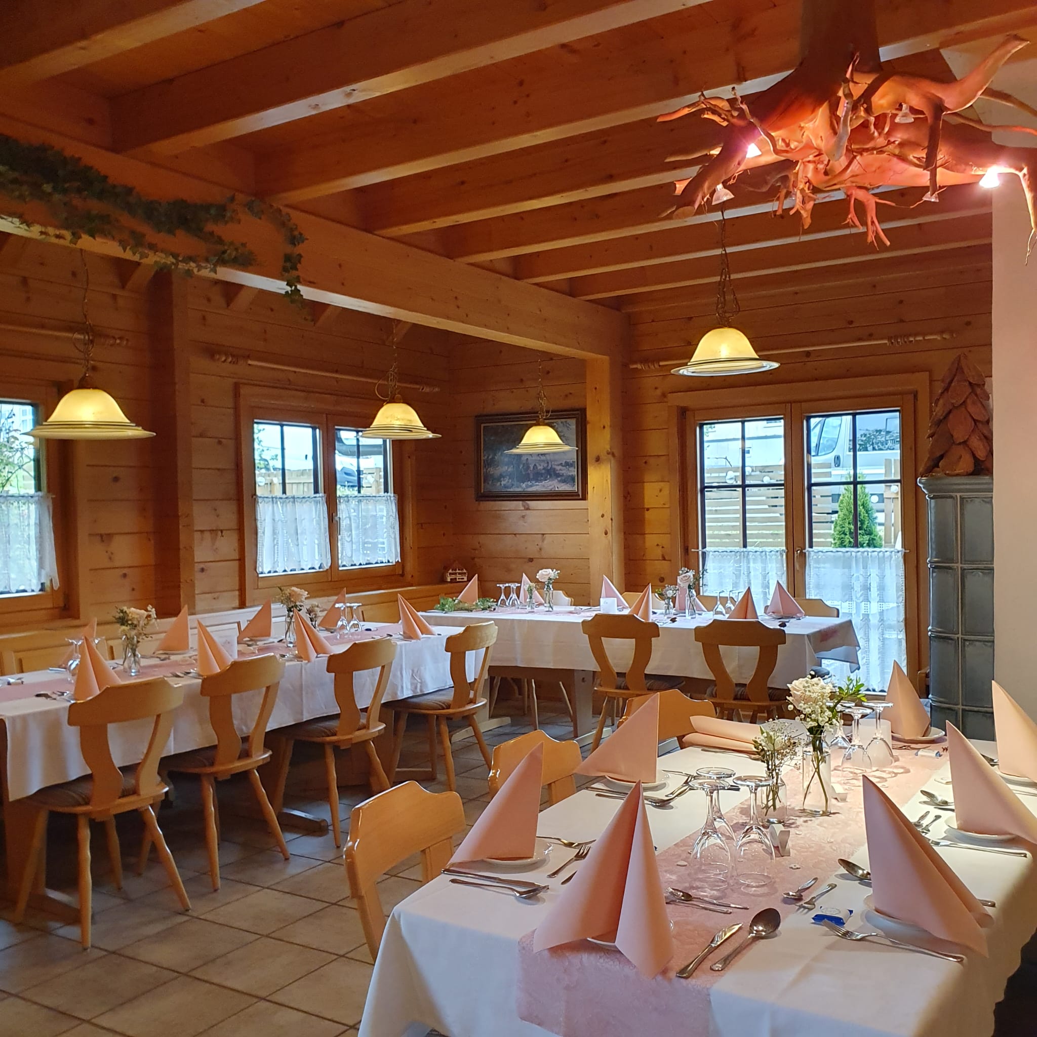 Innenansicht des Restaurants Schindelstube in Bösingen bei Pfalzgrafenweiler